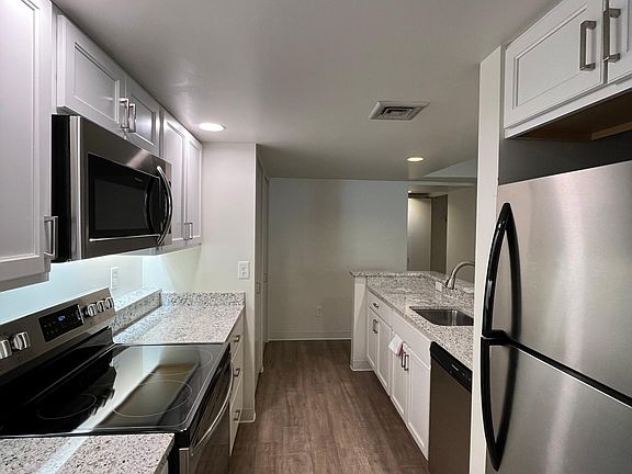 5th image of 133 W Locust St APT C19