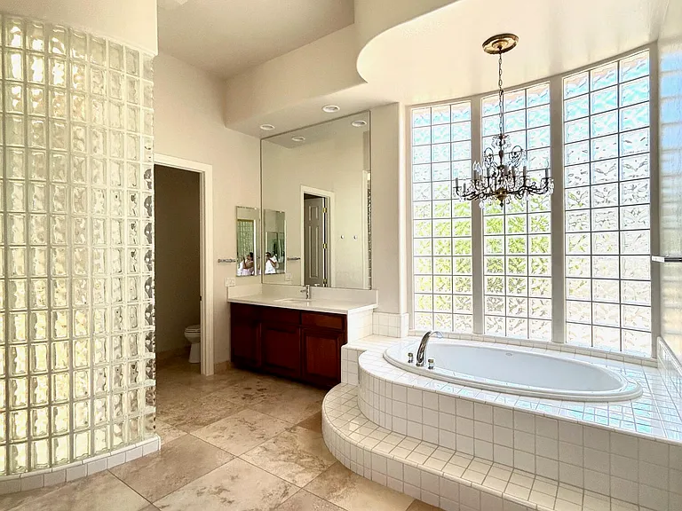 7484 E Pontebella Dr — Photo 9