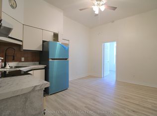 383 Talbot St #4, Saint Thomas, ON N5P 1B7