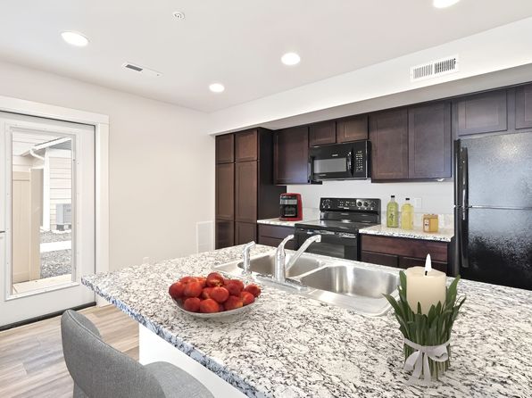 1465 Field Stream Way #204