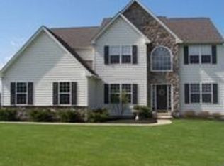 2488 Hieter Rd, Quakertown, PA 18951