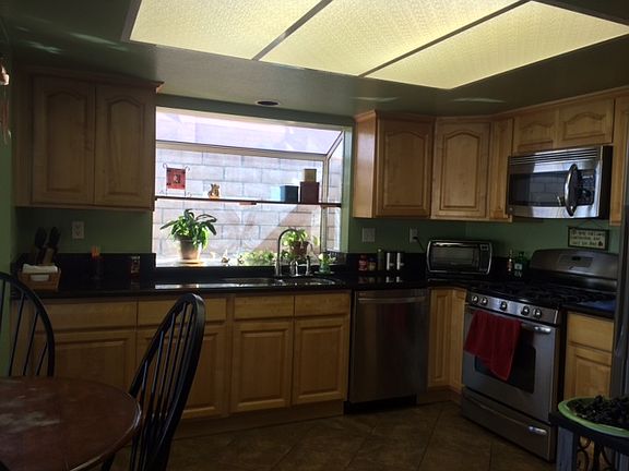 4th image of 25874 Faircrest Cr.