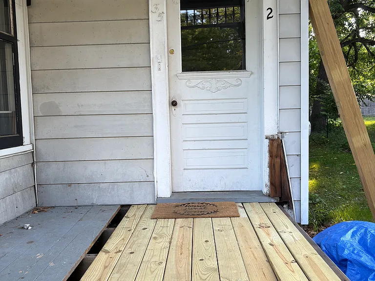 35 Center St #2 — Photo 2