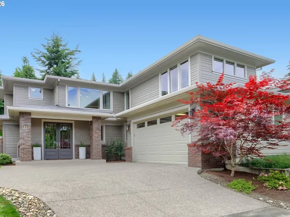 928 Cedar St, Lake Oswego, OR 97034