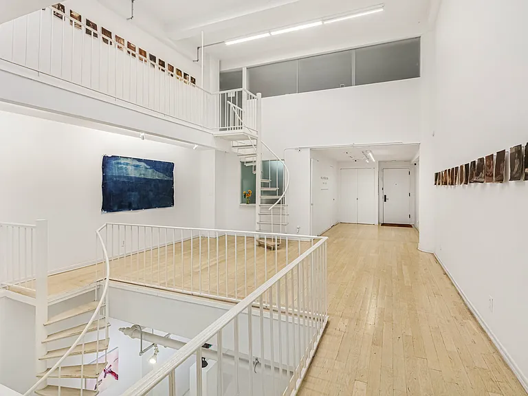 251 W 19th St #1G — Photo 7