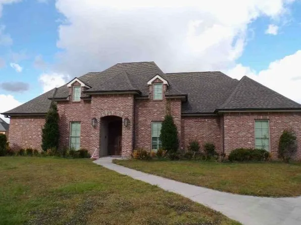 222 Ellington Dr, Thibodaux, LA 70301