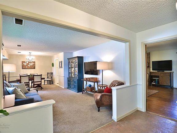4th image of 3718 Ligustrum Dr