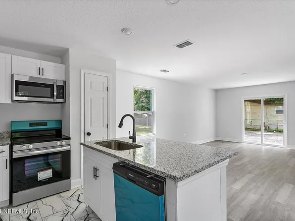 1504 E 12TH Street, Jacksonville, FL 32206