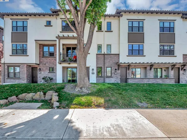 5832 W Las Positas Blvd, Pleasanton, CA 94588