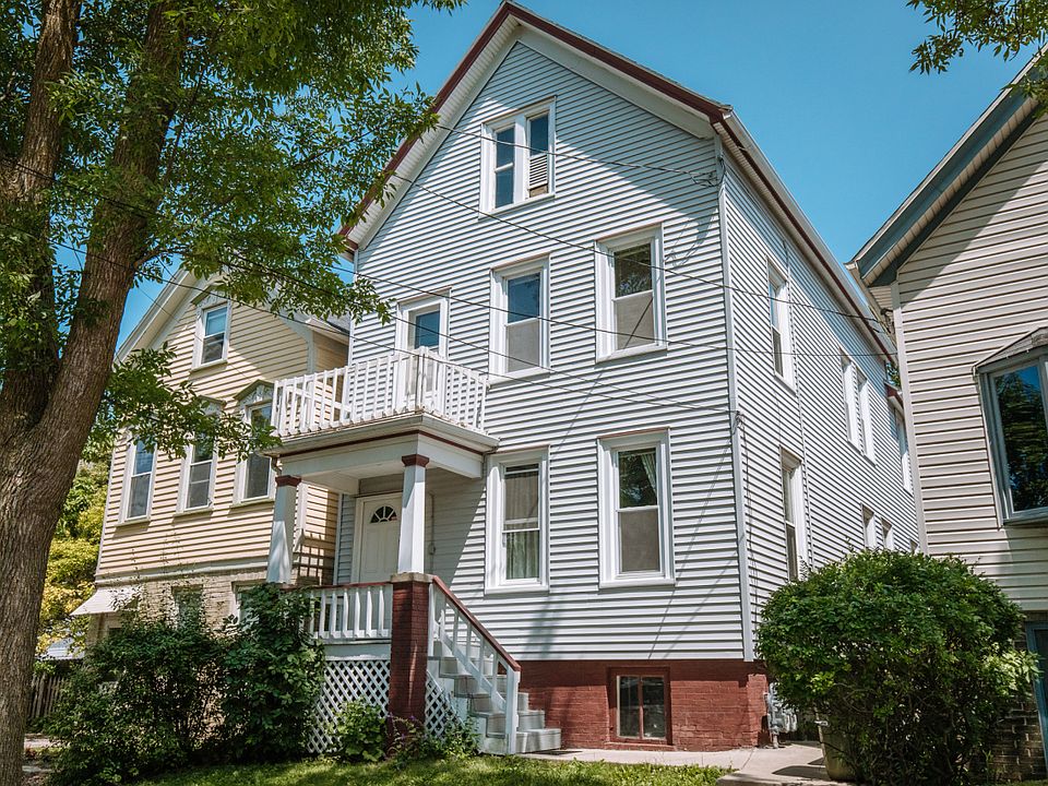 2nd image of 1856 N Arlington Pl