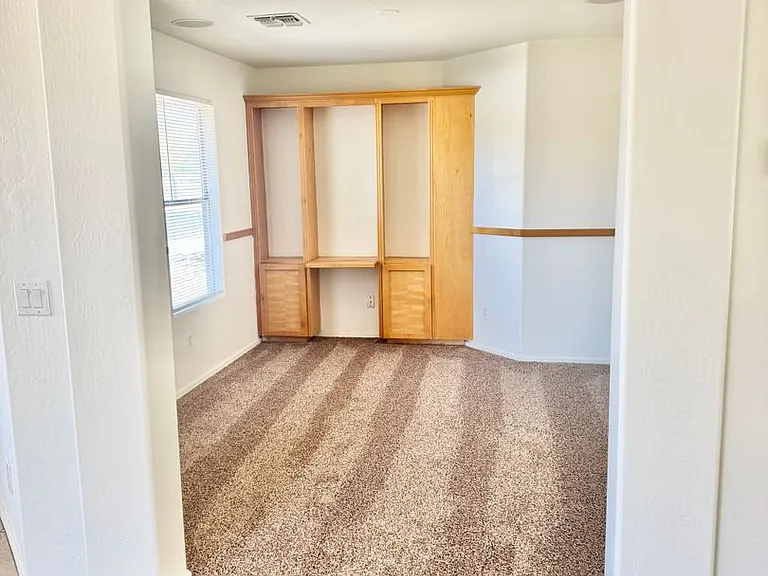 2106 W Alta Vista Rd — Photo 7