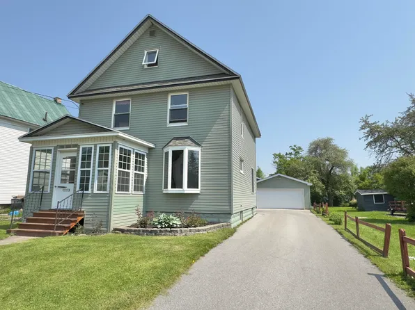 533 Maple St, Sault Sainte Marie, MI 49783