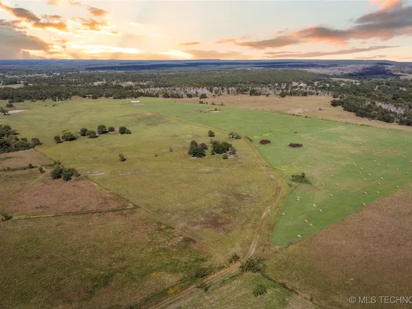 2 Fulton Rd, Mounds, OK 74047