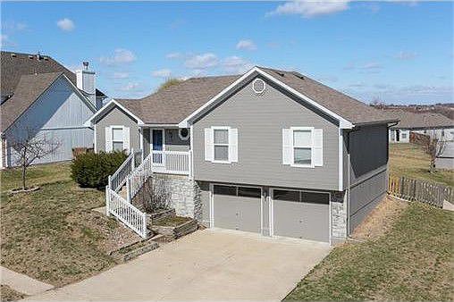 1st image of 1112 SW Indian Creek Dr