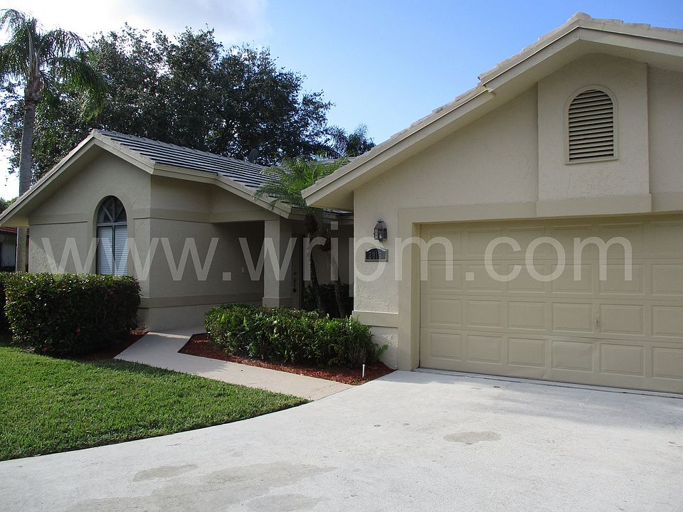1st image of 2015 Lakeshore Dr