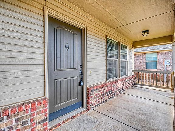4th image of 2637 Lerkim Ln