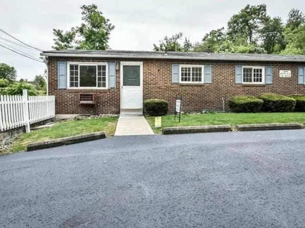 2044 Renton Rd APT 4, Plum, PA 15239