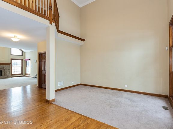 3rd image of 26112 W Chatham Dr