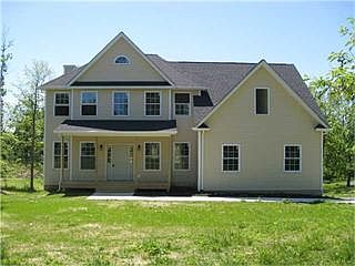 1st image of 8 Gondolfo Dr