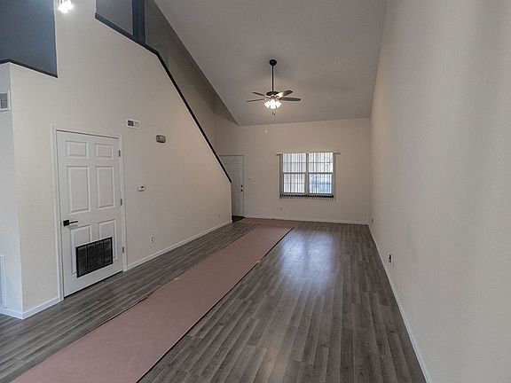 3rd image of 3411 Crossings Dr