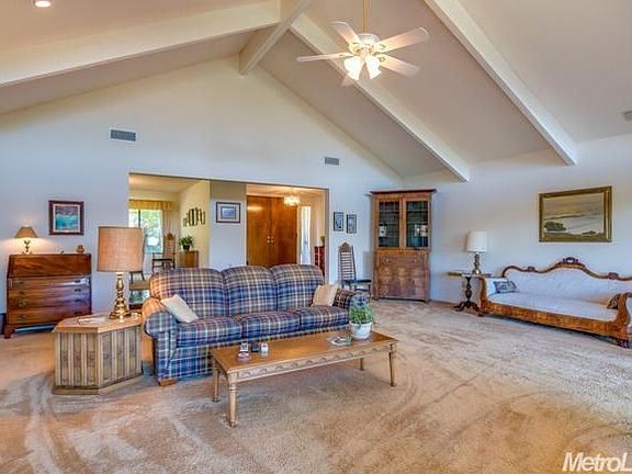 3rd image of 5001 Mistywood Ln