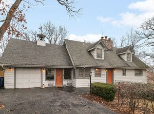9215 S 83rd Ave, Hickory Hills, IL