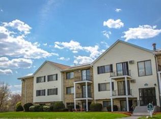 740 Princeton Blvd APT 11, Lowell, MA 01851