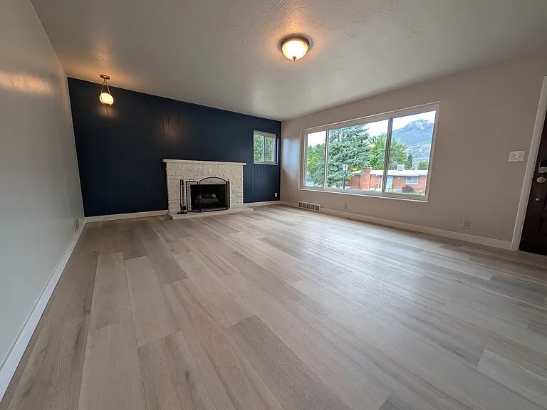 4281 S Orchard Ave — Photo 6