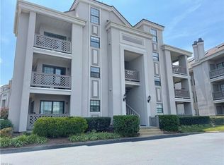 413 Harbour Pt APT 102, Virginia Beach, VA 23451