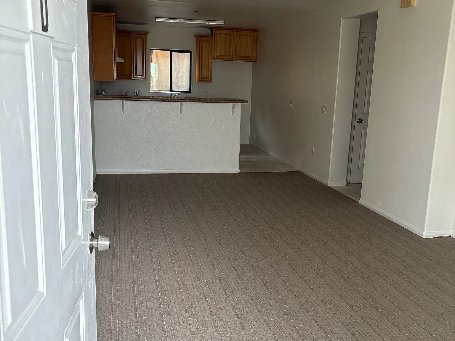 2 bed, $2,525 — Photo 2