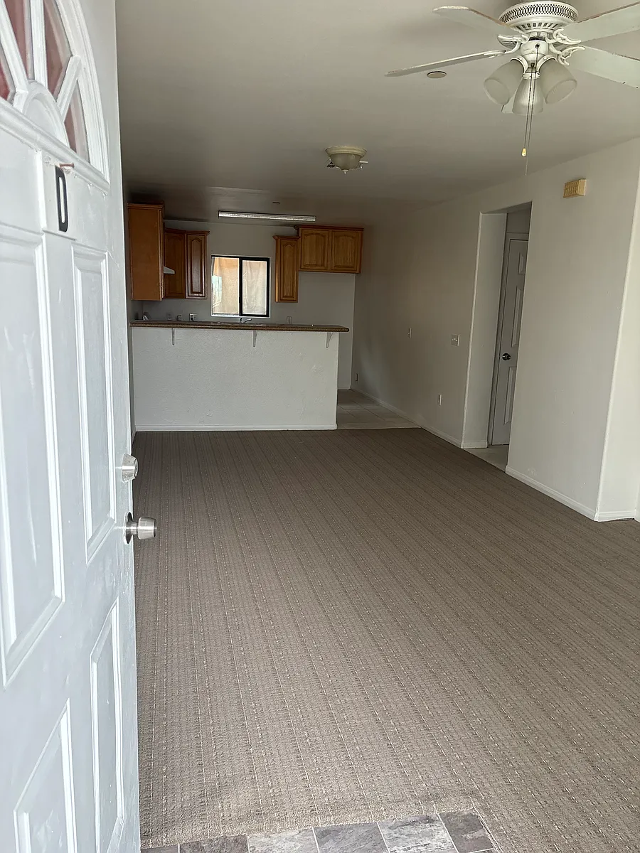 Building Photo - 307 W Santa Fe Ave #D