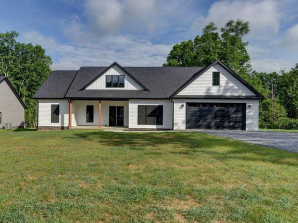 1327 Greenhouse Rd, Rustburg, VA 24588