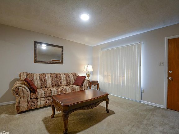 2nd image of 413 Tonawanda Trl