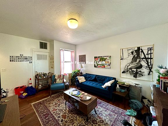 4th image of 243 Harvard Ave APT 6A