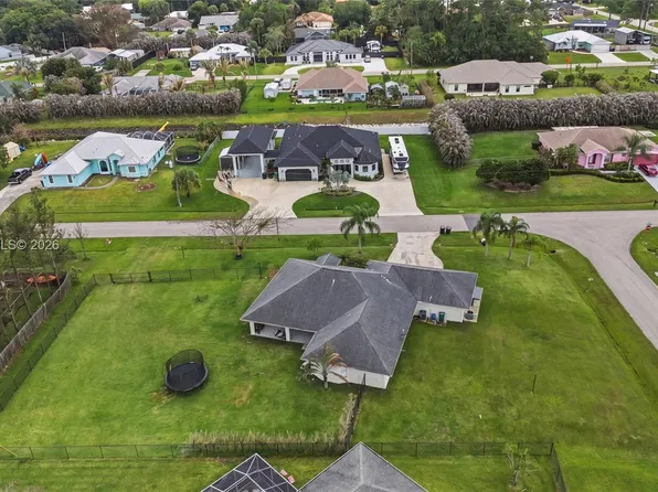 2055 SW Aaron Ln, Port Saint Lucie, FL 34953