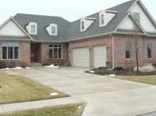 16301 Valhalla Dr, Noblesville, IN 46060