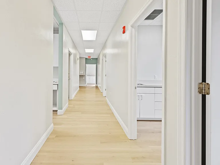 3606 Maclay Blvd — Photo 8