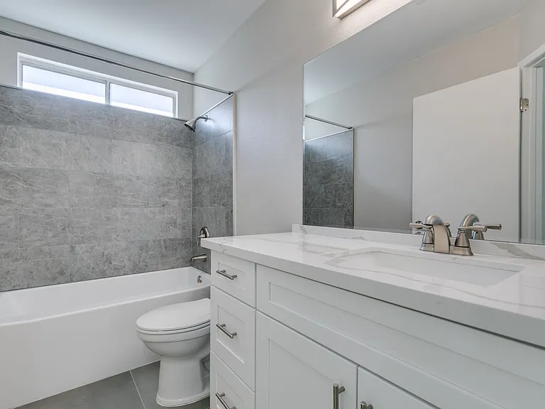 8292 Palmada Dr — Photo 28