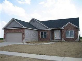 9 Dry Sage Cir, Bloomington, IL