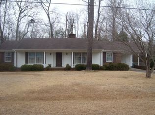 226 Pinewood Dr, Goldsboro, NC 27534