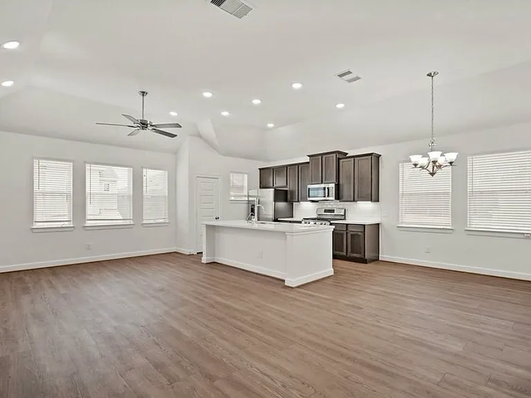 11422 Waterford Spring Trl — Photo 9