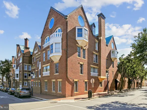 125 N Lee St #Dh409, Alexandria, VA 22314