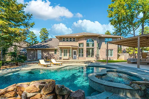 2 Graylin Woods Pl Photo 1