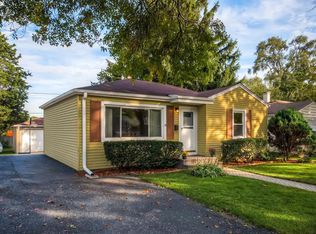 335 N Schubert St, Palatine, IL 60067