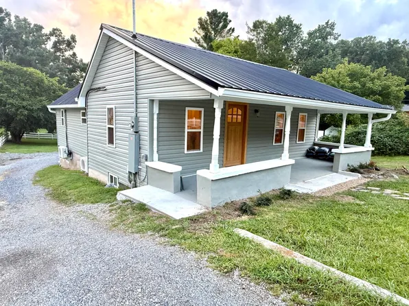 587 North St, Newport, TN 37821