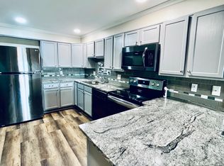 412 Olympia Dr, Maryville, TN 37804