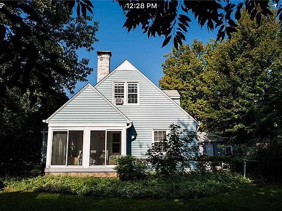 5th image of 2414 Baur Dr