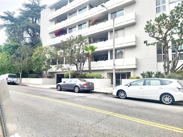 7309 Franklin Ave APT 105, Los Angeles, CA 90046