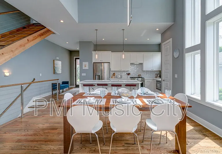 936 Southside Pl — Photo 16