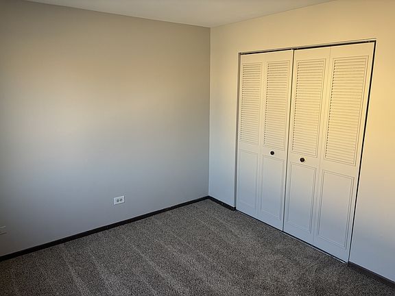 3rd image of 8860 Mobile Ave